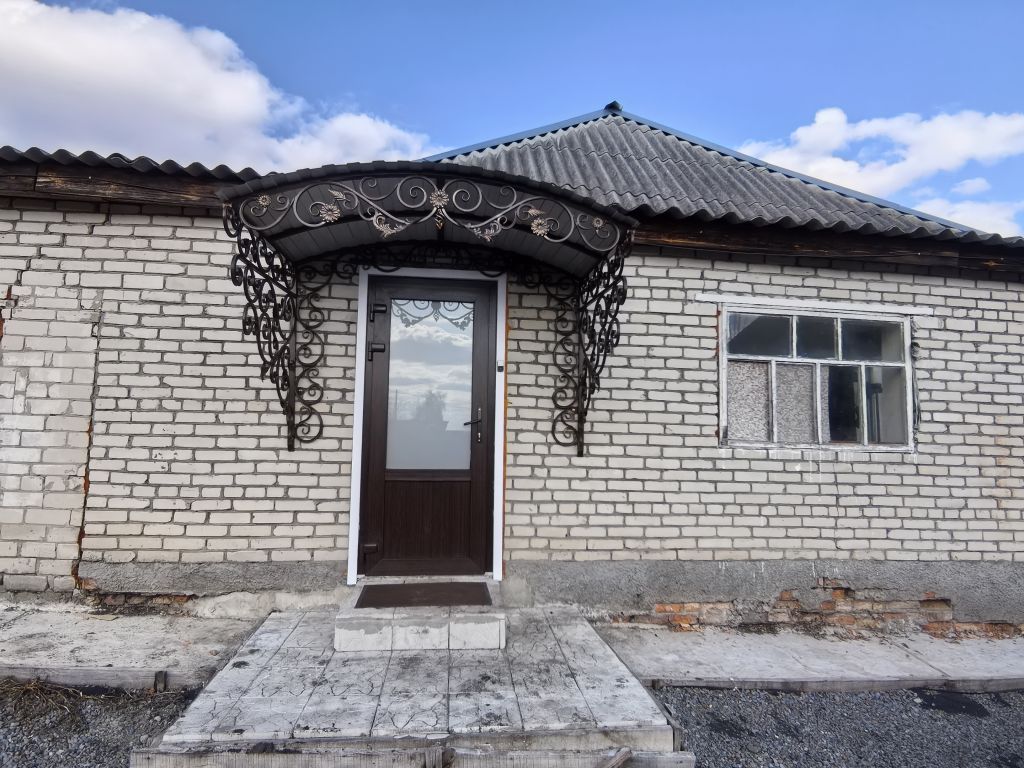 Продажа 4-комнатной квартиры, Лунино, Крупской ул,  7