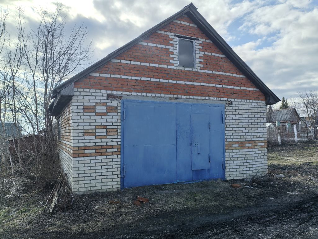 Продажа 4-комнатной квартиры, Лунино, Крупской ул,  7