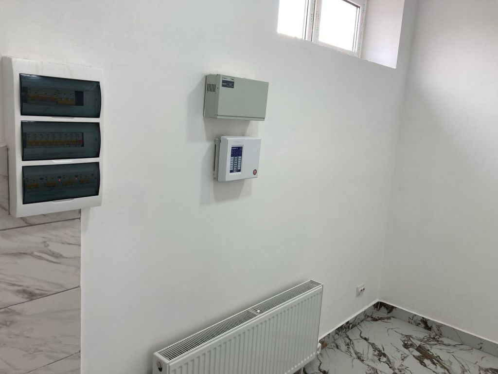 Аренда коммерческой недвижимости, 492м <sup>2</sup>, Светлоград, Московская ул,  2А