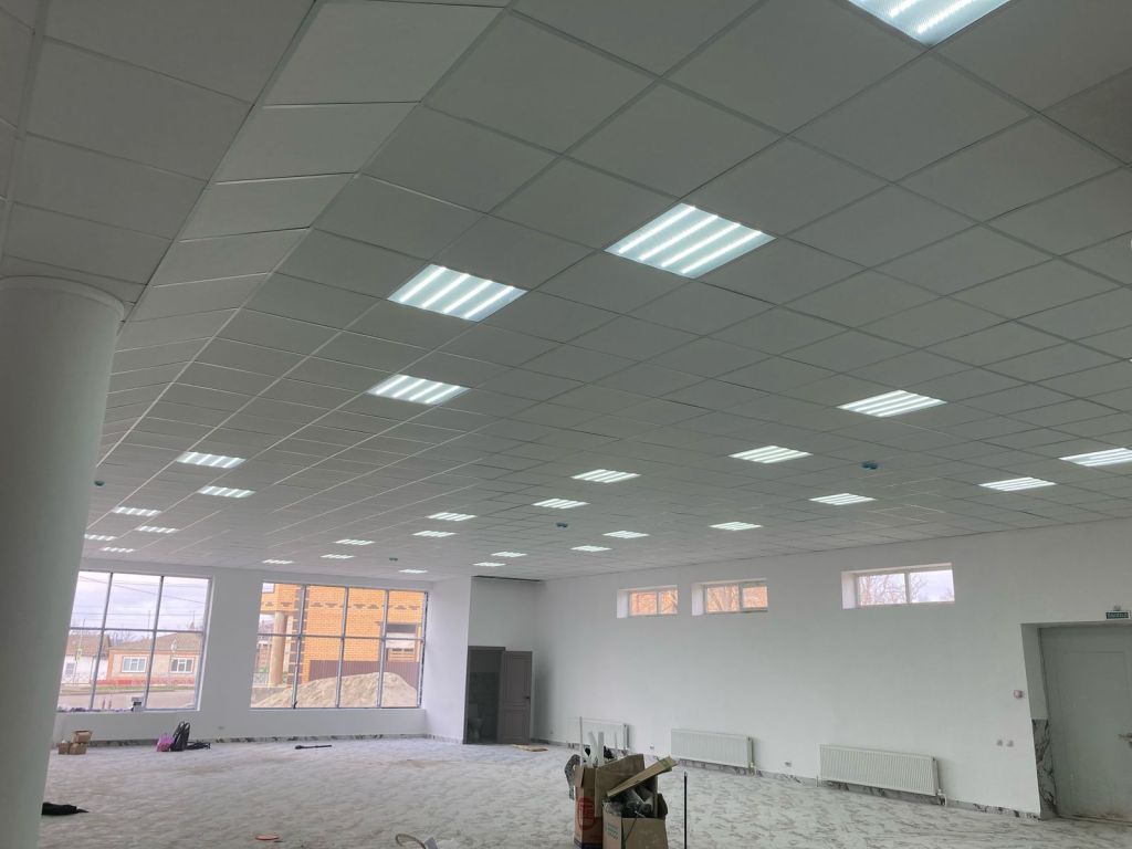 Аренда коммерческой недвижимости, 492м <sup>2</sup>, Светлоград, Московская ул,  2А