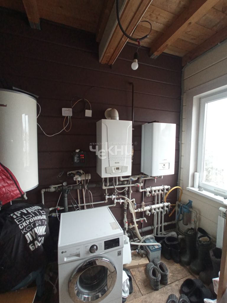 Продажа дома, 189м <sup>2</sup>, 17 сот., Караулово, Советская,  26 А