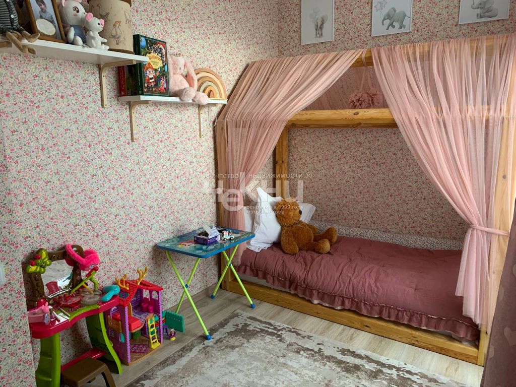 Продажа 1-комнатной квартиры, Анкудиновка, Русская ул,  9