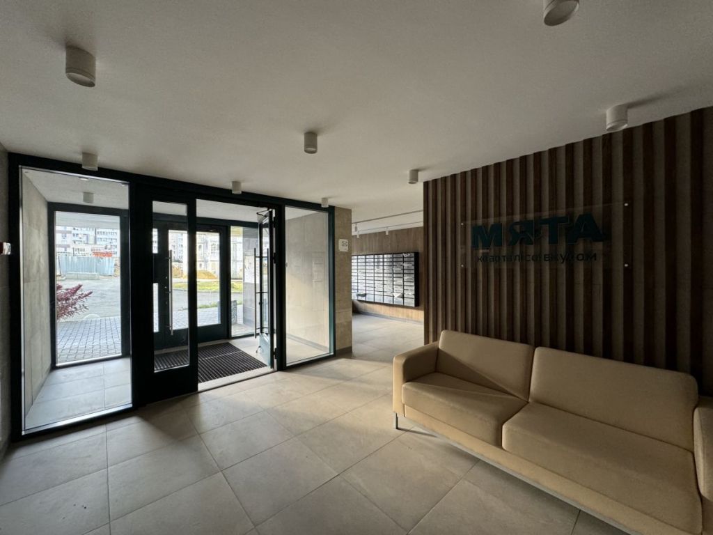 Продажа 4-комнатной новостройки, Саратов, Героев Отечества пр-кт,  3А