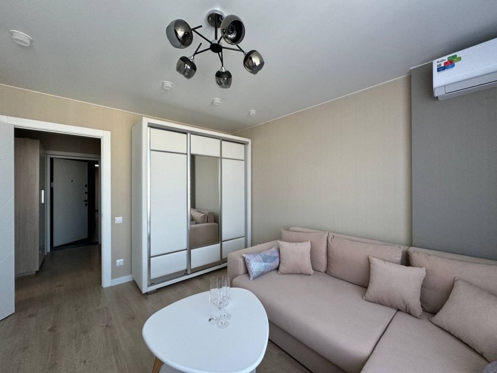 Продажа 1-комнатной новостройки, Саратов, Героев Отечества пр-кт,  7