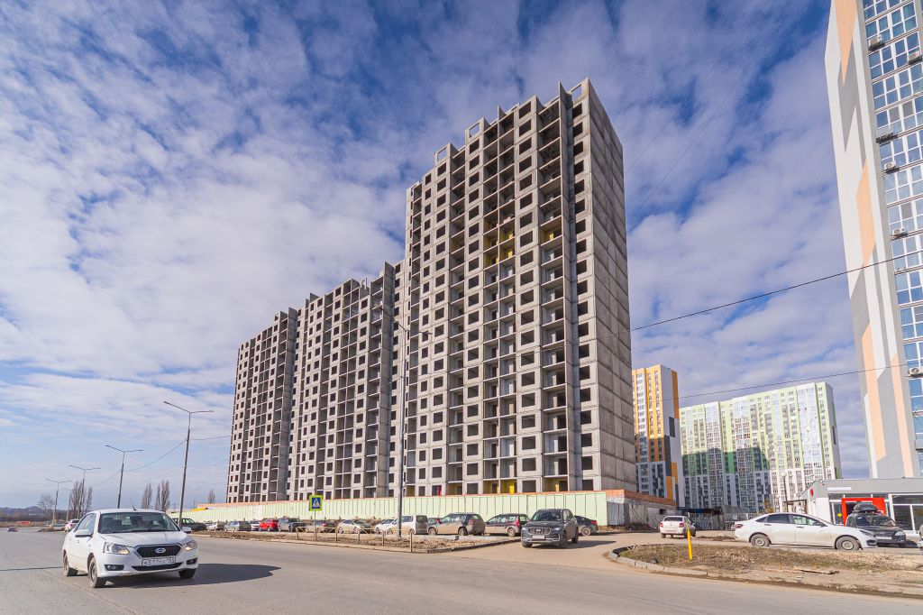Продажа 3-комнатной новостройки, Саратов, Академика Семёнова ул,  23