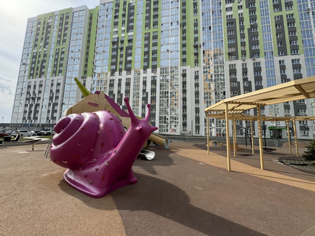 Продажа 3-комнатной новостройки, Саратов, Академика Семёнова ул,  23