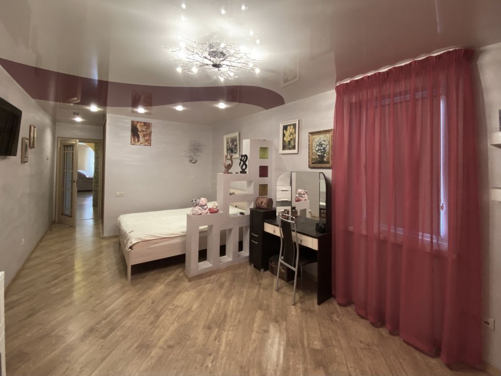 Продажа 3-комнатной квартиры, Нижний Новгород, Ленина пр-кт,  65