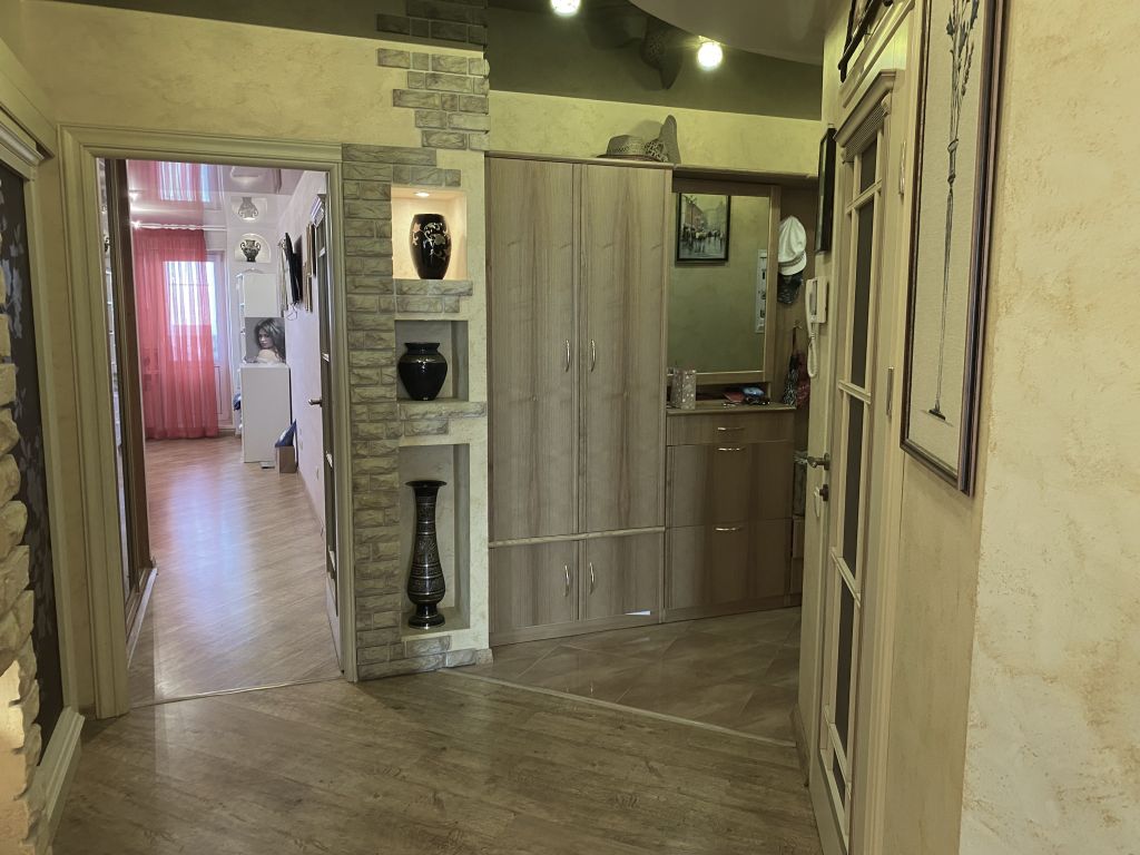 Продажа 3-комнатной квартиры, Нижний Новгород, Ленина пр-кт,  65