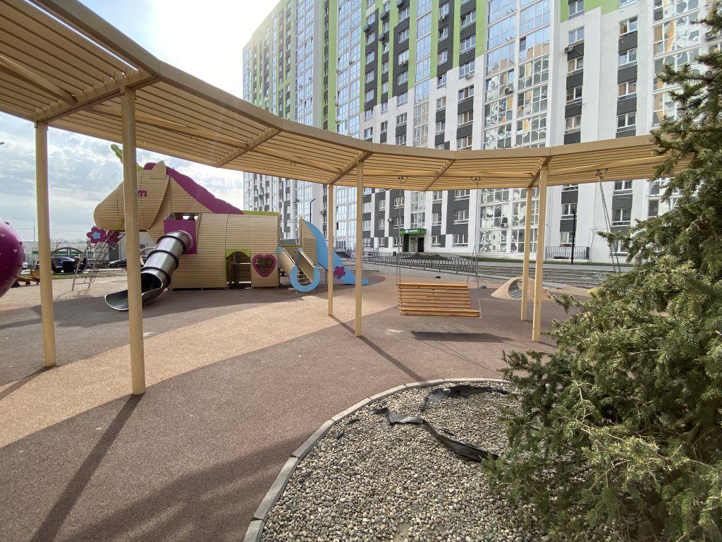 Продажа 3-комнатной новостройки, Саратов, Академика Семёнова ул