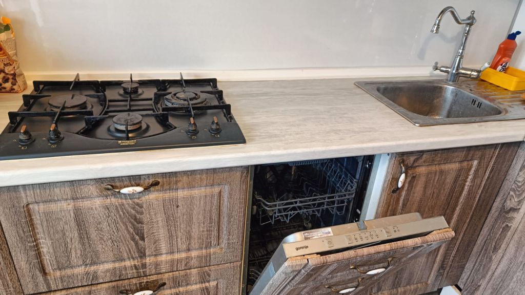 Продажа 2-комнатной квартиры, Караваево, Учебный городок ул,  33