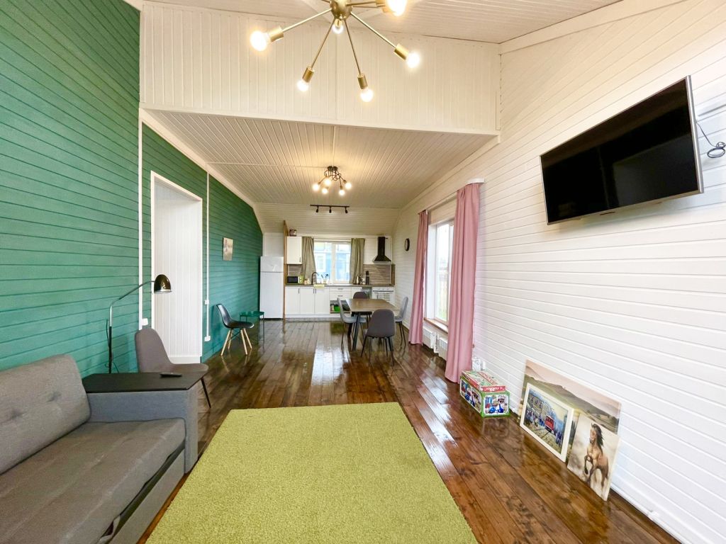 Продажа дома, 105м <sup>2</sup>, 9 сот., Веськово