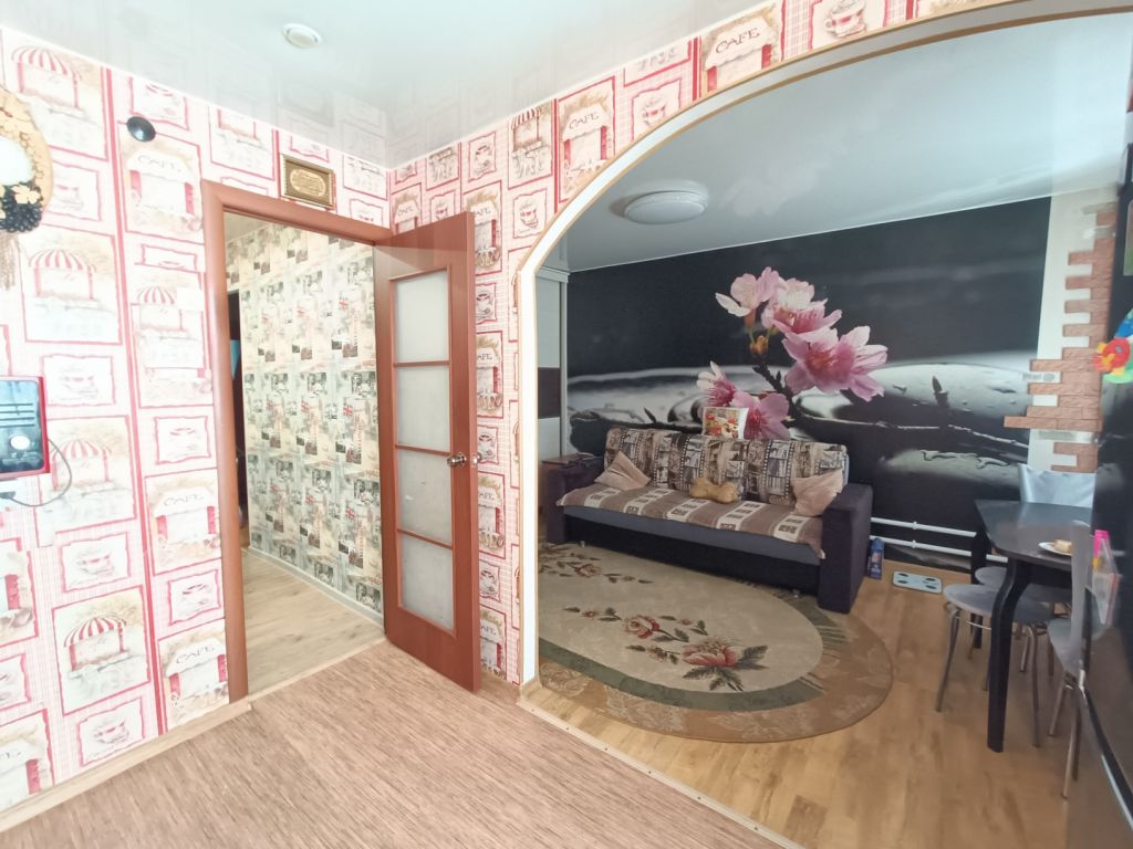 Продажа 3-комнатной квартиры, Казань, Колымская ул,  22