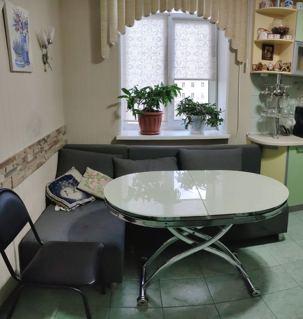 Продажа 2-комнатной квартиры, Дзержинск, Дзержинского пр-кт,  14