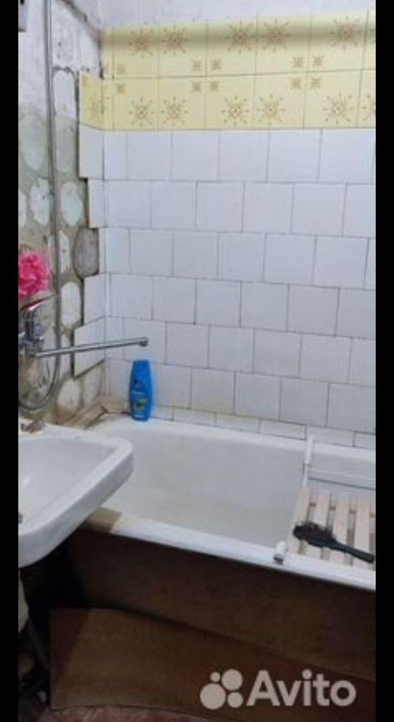 Продажа 3-комнатной квартиры, Бор, Победы ул,  14