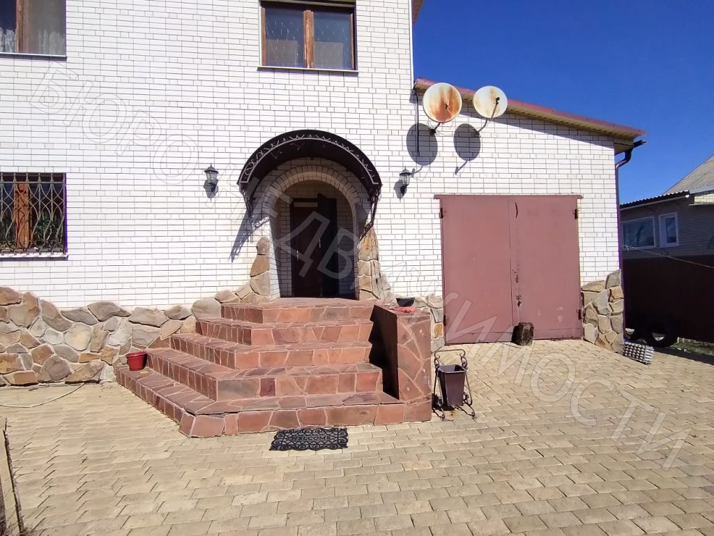 Продажа дома, 208м <sup>2</sup>, 10 сот., Хоперское, Пригородная,  1