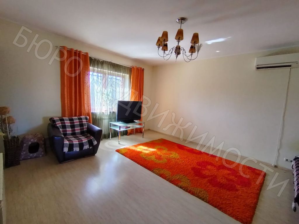 Продажа дома, 208м <sup>2</sup>, 10 сот., Хоперское, Пригородная,  1