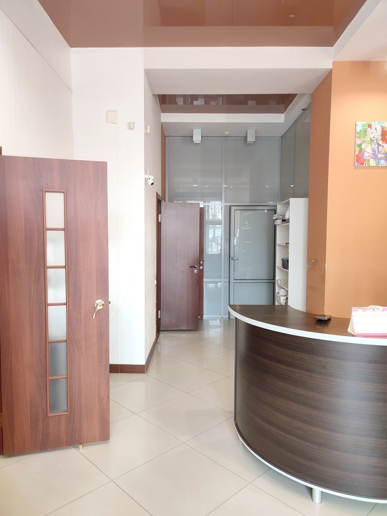 Продажа коммерческой недвижимости, 75м <sup>2</sup>, Дзержинск, Мира б-р,  32