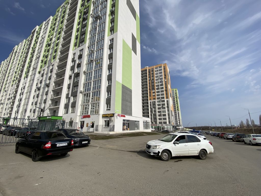 Продажа 2-комнатной новостройки, Саратов, Академика Семёнова ул