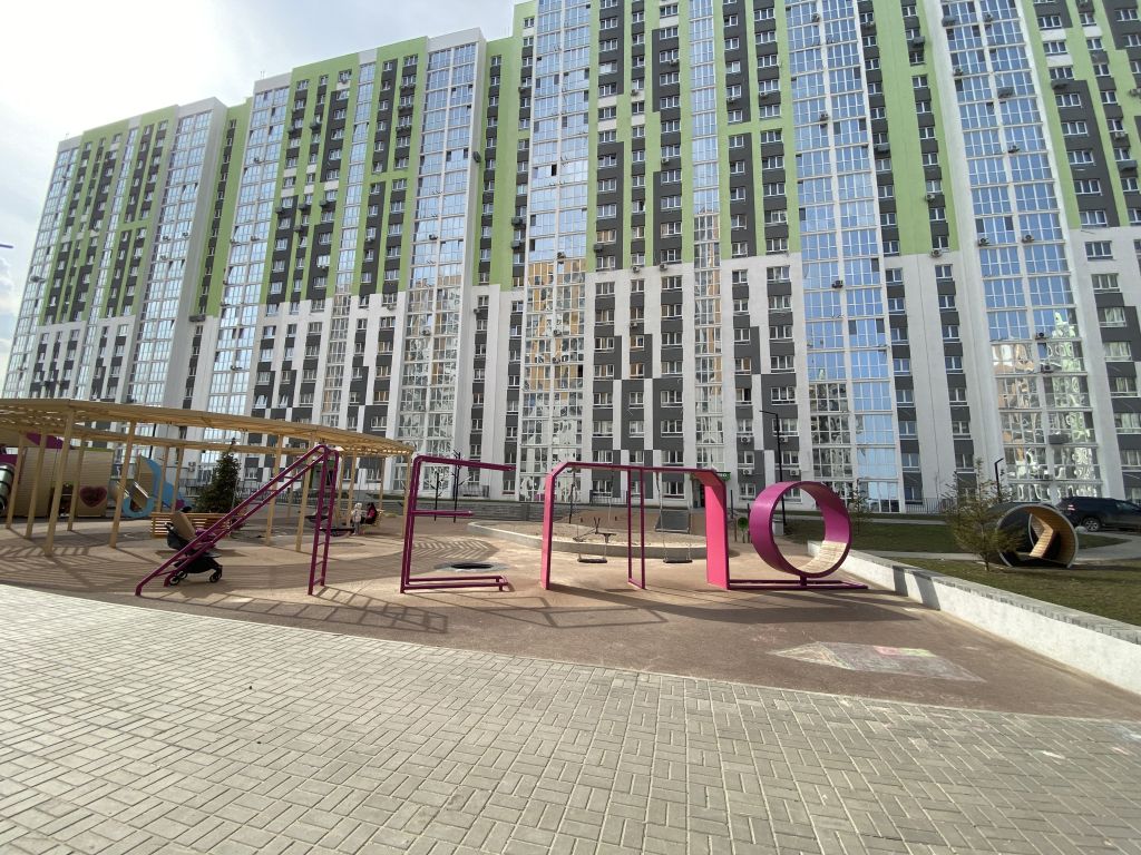 Продажа 2-комнатной новостройки, Саратов, Академика Семёнова ул