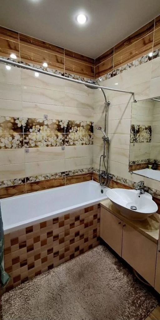 Продажа 2-комнатной квартиры, Нижний Новгород, 60-летия Октября б-р,  23к3