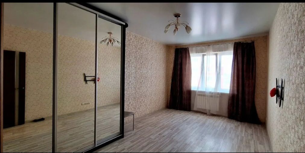 Продажа 2-комнатной квартиры, Нижний Новгород, 60-летия Октября б-р,  23к3