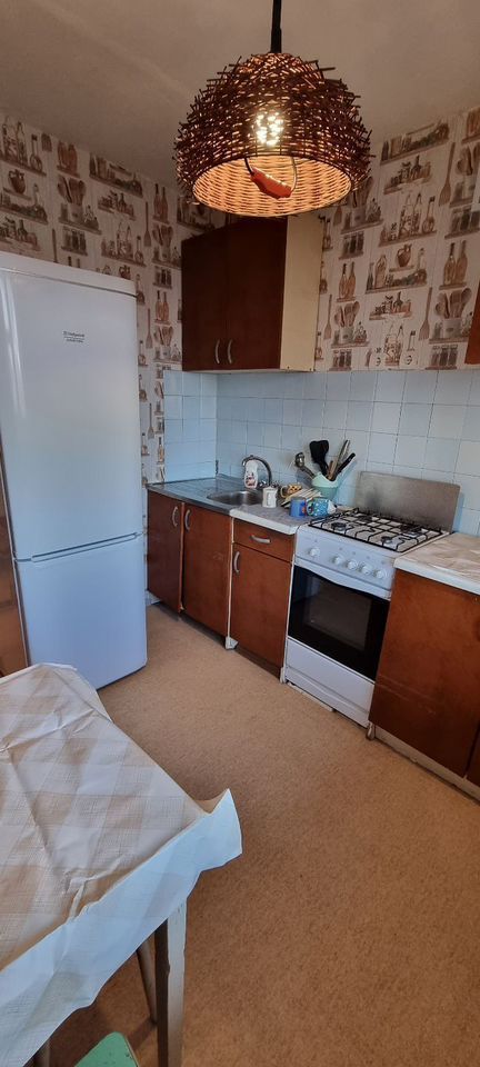 Продажа 1-комнатной квартиры, Саратов, Крымская ул,  16/24