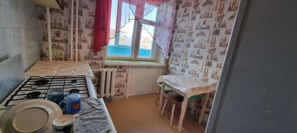 Продажа 1-комнатной квартиры, Саратов, Крымская ул,  16/24