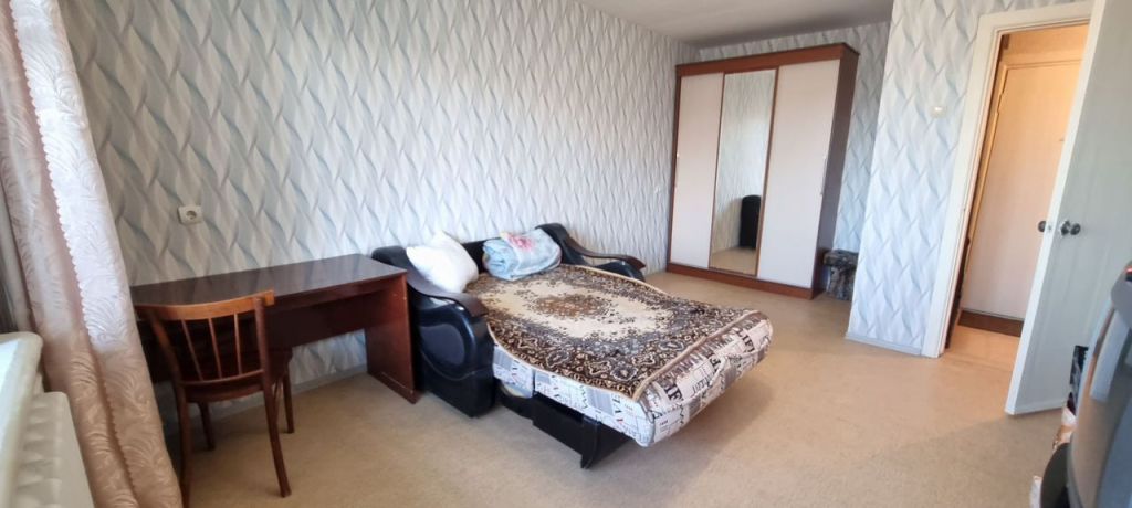 Продажа 1-комнатной квартиры, Саратов, Крымская ул,  16/24