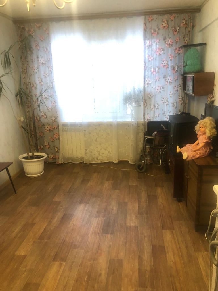 Продажа 3-комнатной квартиры, Грицовский, Первомайская ,  27