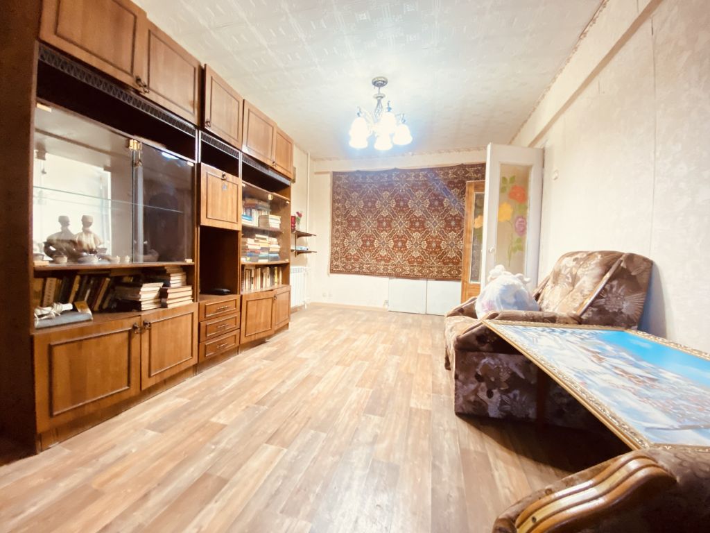 Продажа 3-комнатной квартиры, Грицовский, Первомайская ,  27