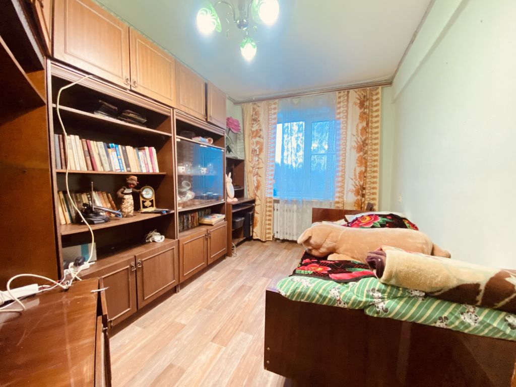 Продажа 3-комнатной квартиры, Грицовский, Первомайская ,  27