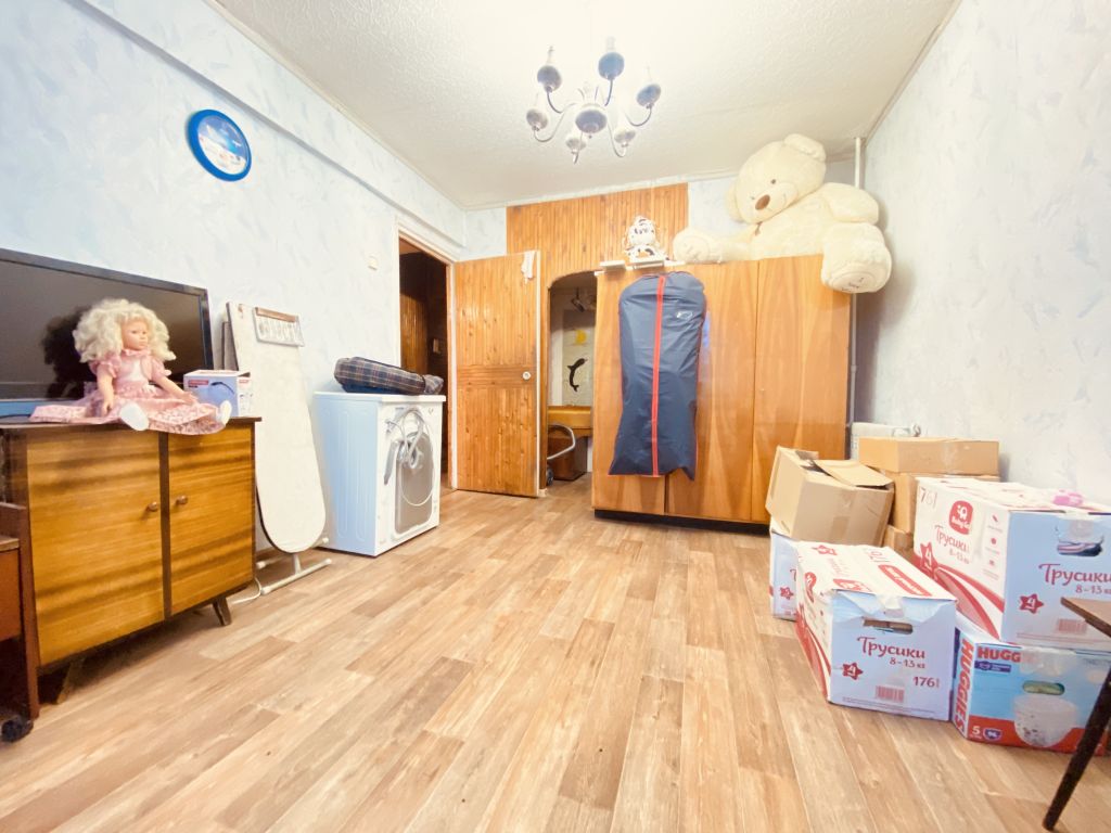 Продажа 3-комнатной квартиры, Грицовский, Первомайская ,  27