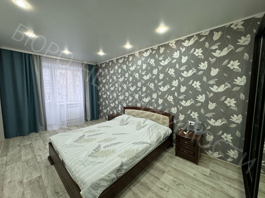 Продажа 3-комнатной квартиры, Балашов, Титова ул,  19А