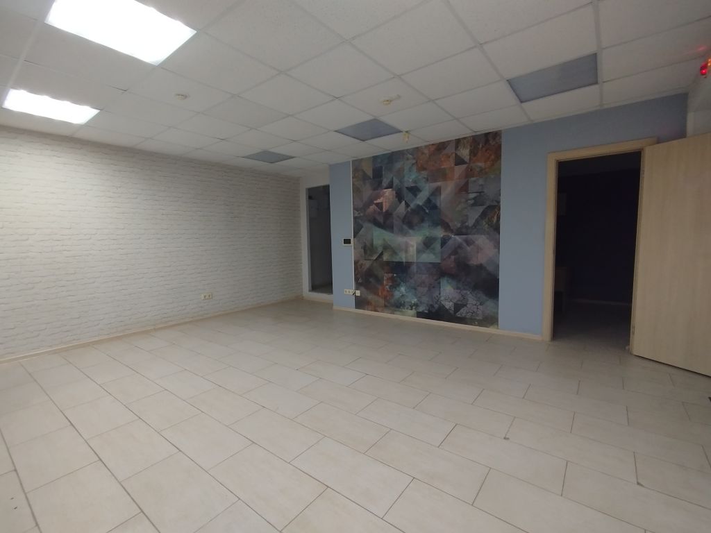 Продажа коммерческой недвижимости, 43м <sup>2</sup>, Нижний Новгород, Ошарская ул,  53