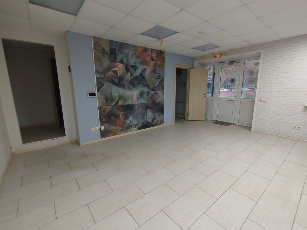 Продажа коммерческой недвижимости, 43м <sup>2</sup>, Нижний Новгород, Ошарская ул,  53