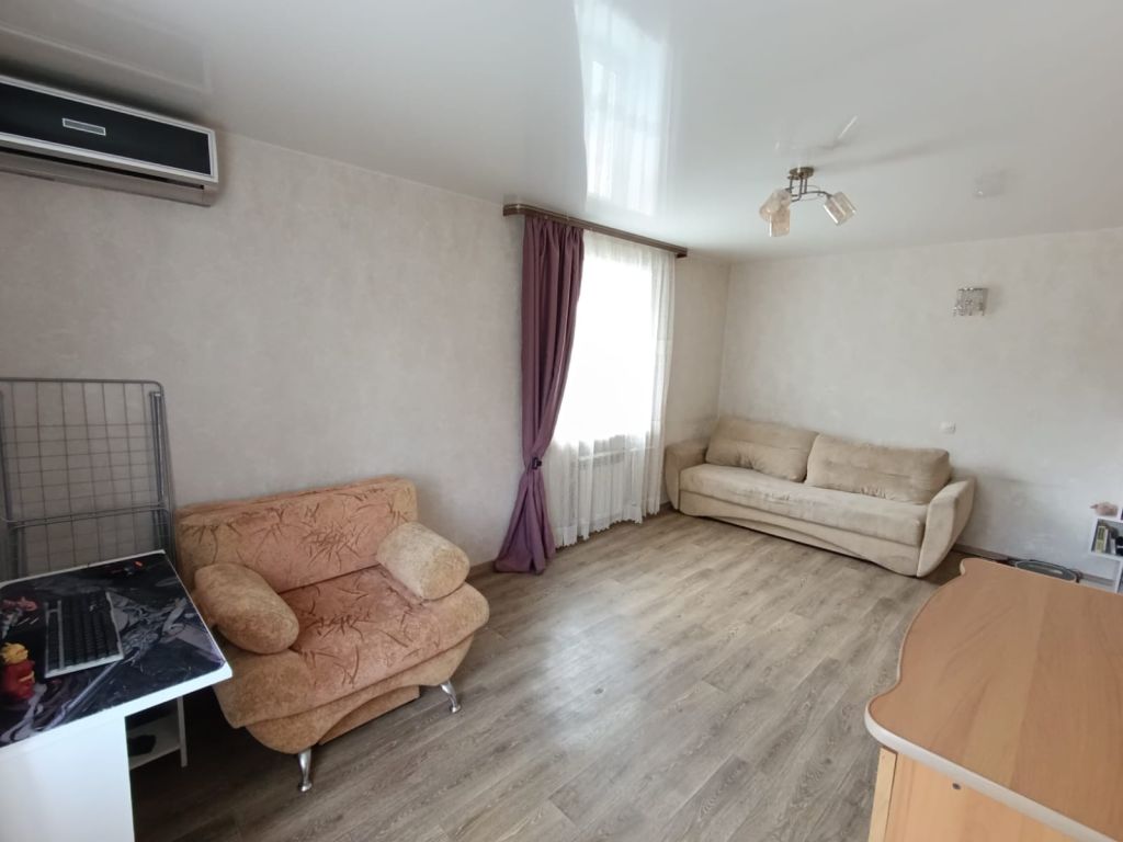 Продажа 1-комнатной квартиры, Находка, Малиновского ул,  4