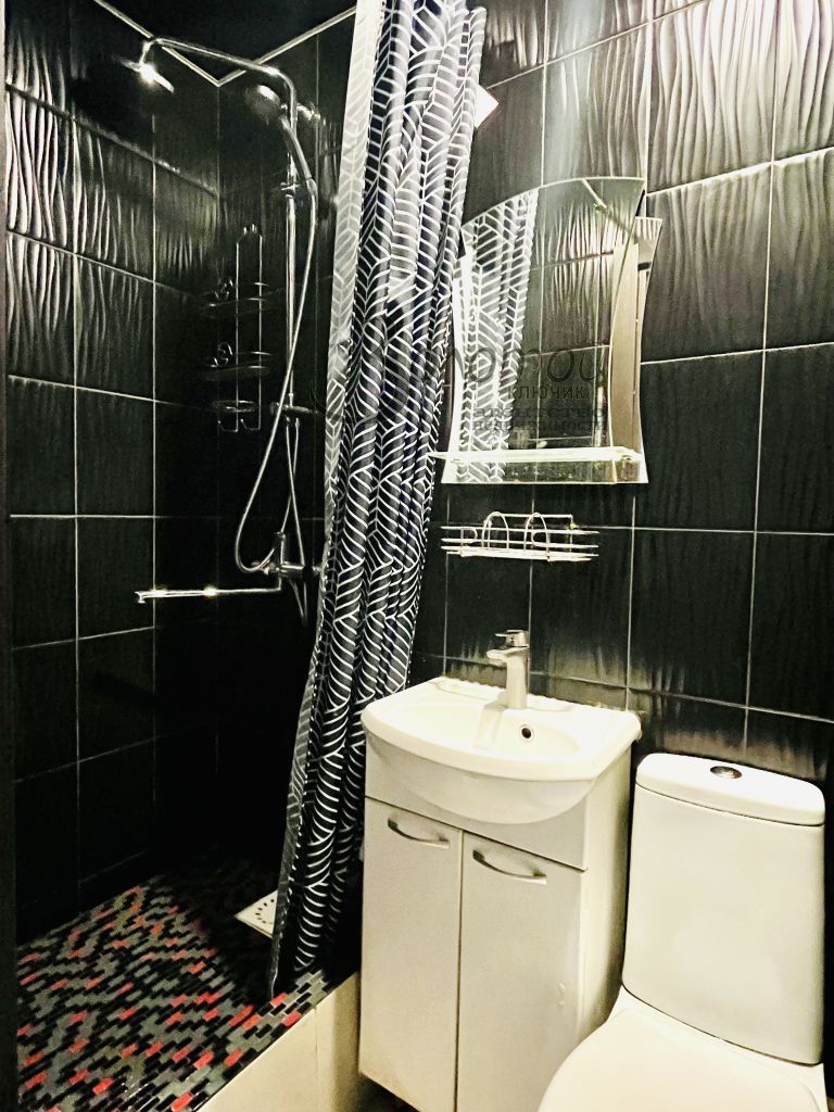 Продажа 2-комнатной квартиры, Нижний Новгород, 50-летия Победы ул,  17