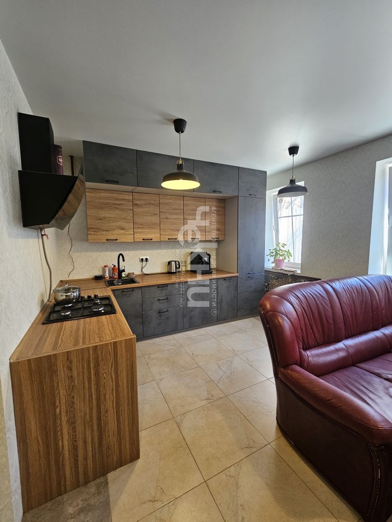 Продажа дома, 331м <sup>2</sup>, 4 сот., Нижний Новгород, Баррикад ул