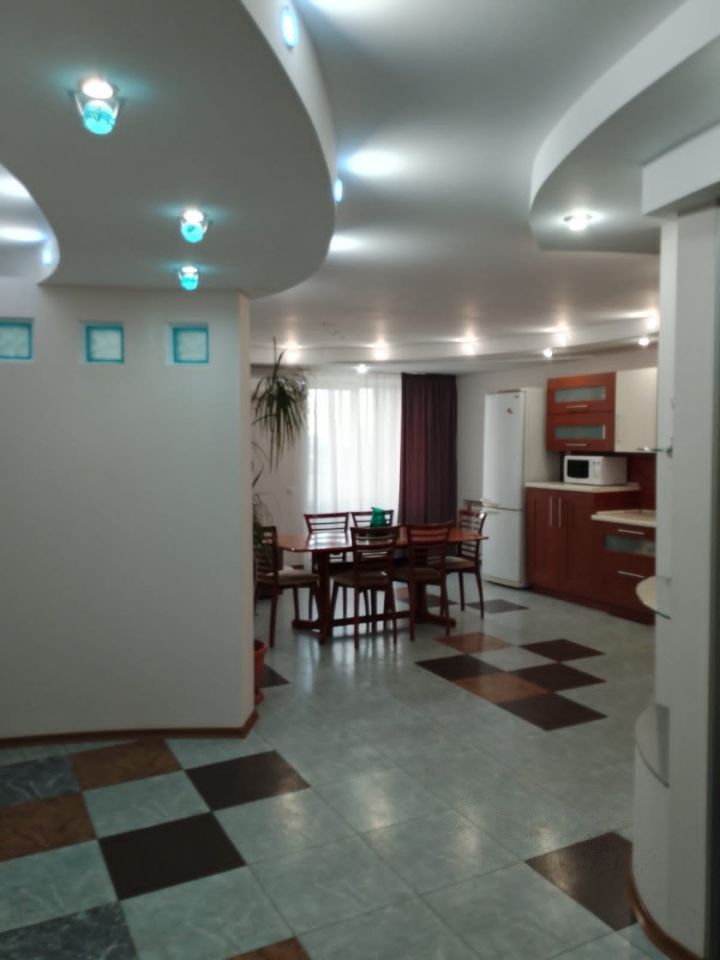 Продажа 3-комнатной квартиры, Саратов, Посадского ул,  180/198