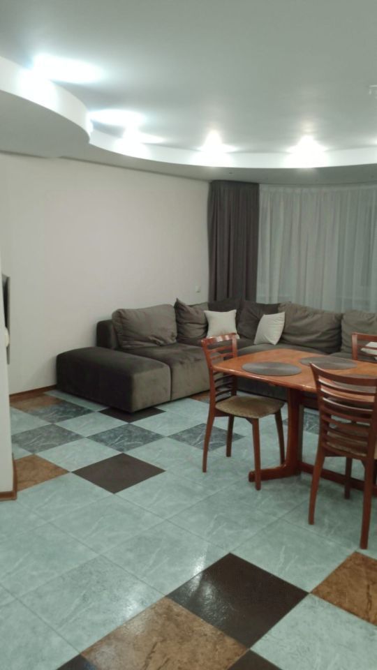 Продажа 3-комнатной квартиры, Саратов, Посадского ул,  180/198