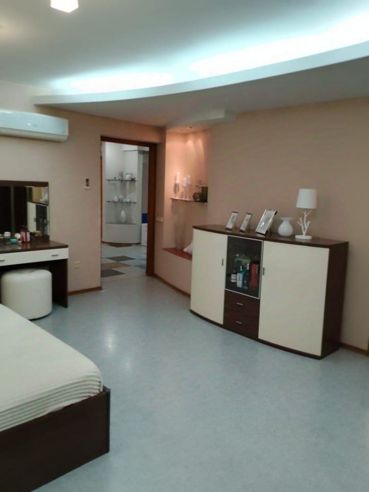 Продажа 3-комнатной квартиры, Саратов, Посадского ул,  180/198