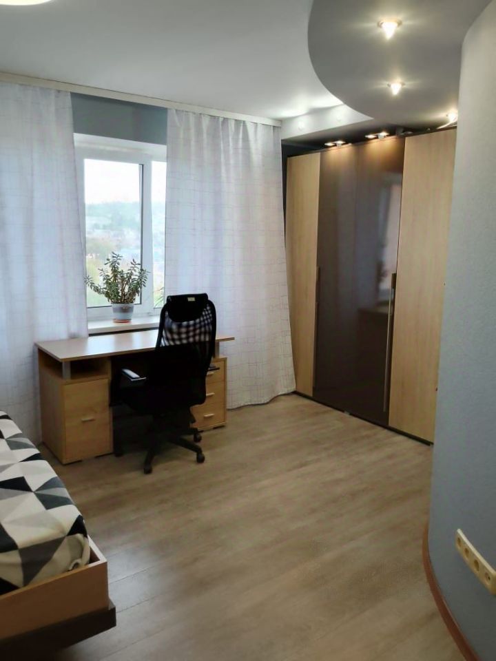 Продажа 3-комнатной квартиры, Саратов, Посадского ул,  180/198