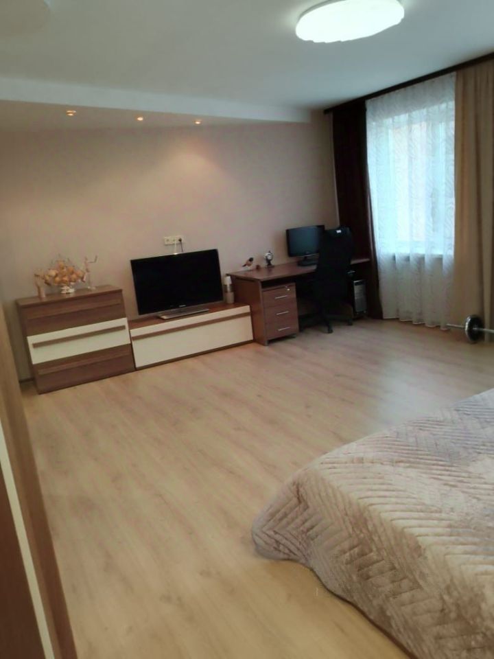 Продажа 3-комнатной квартиры, Саратов, Посадского ул,  180/198