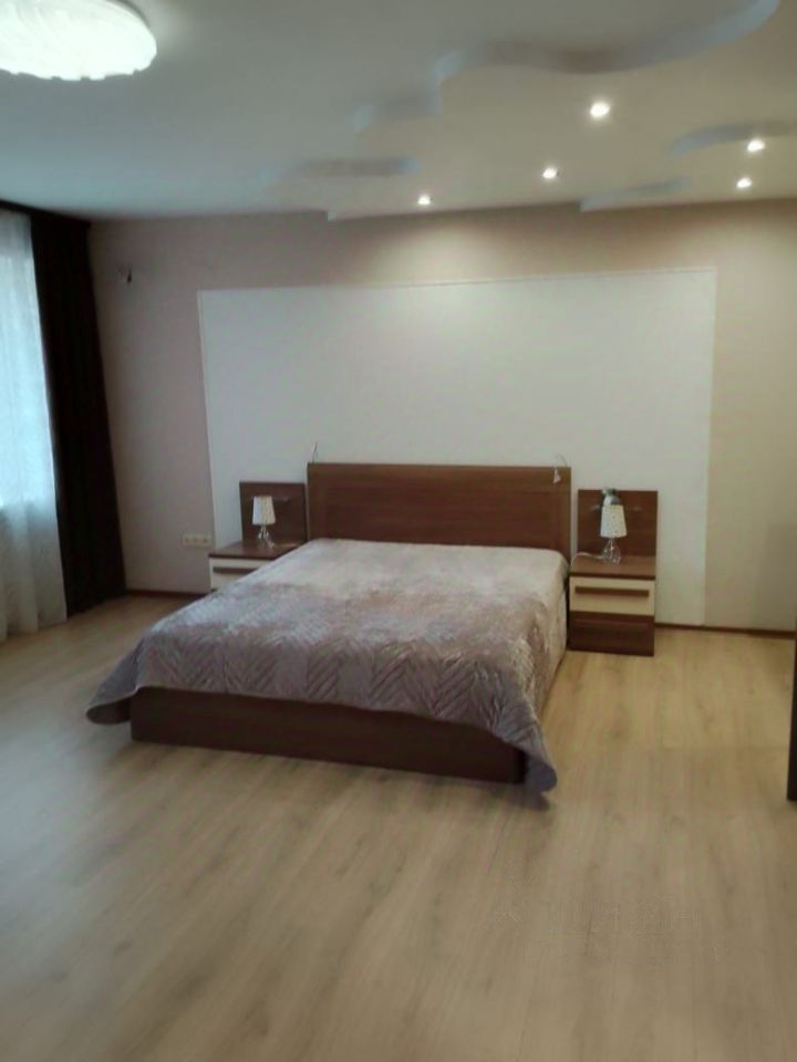 Продажа 3-комнатной квартиры, Саратов, Посадского ул,  180/198