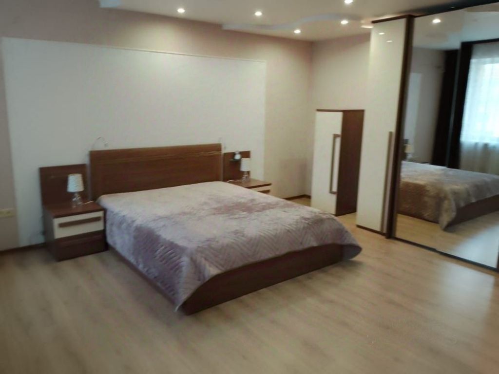 Продажа 3-комнатной квартиры, Саратов, Посадского ул,  180/198