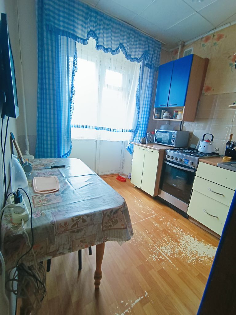 Продажа 4-комнатной квартиры, Ярославль, Урицкого ул,  41