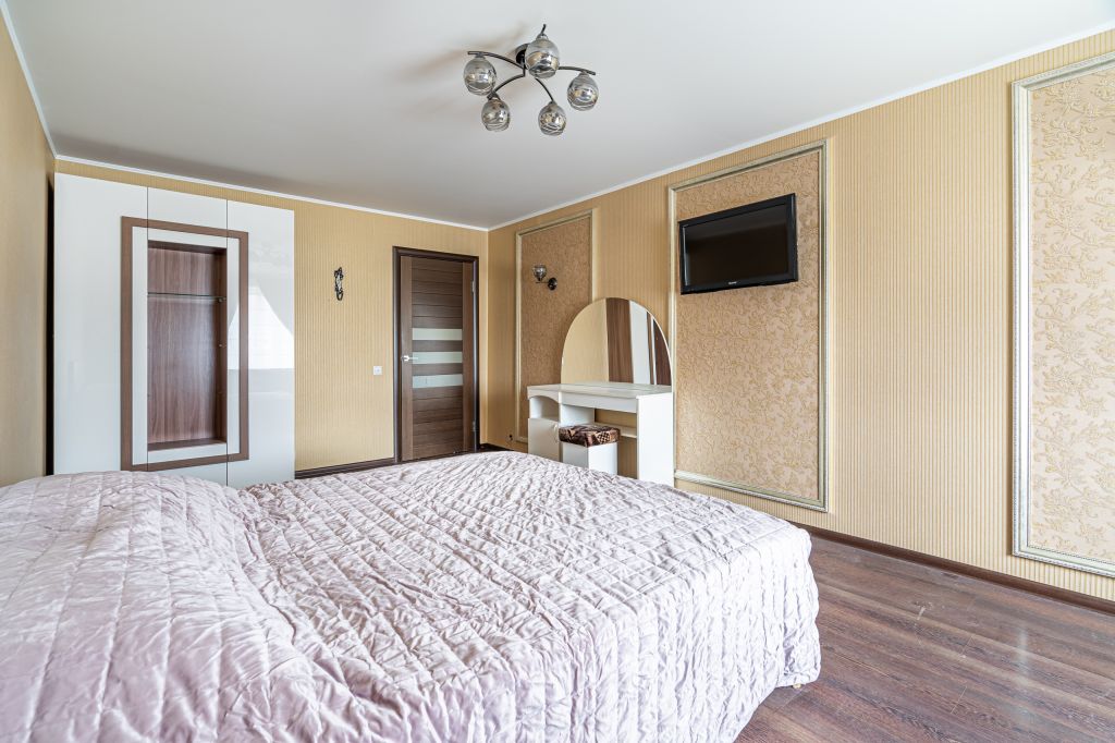 Продажа 2-комнатной квартиры, Ярославль, Красноборская ул,  60