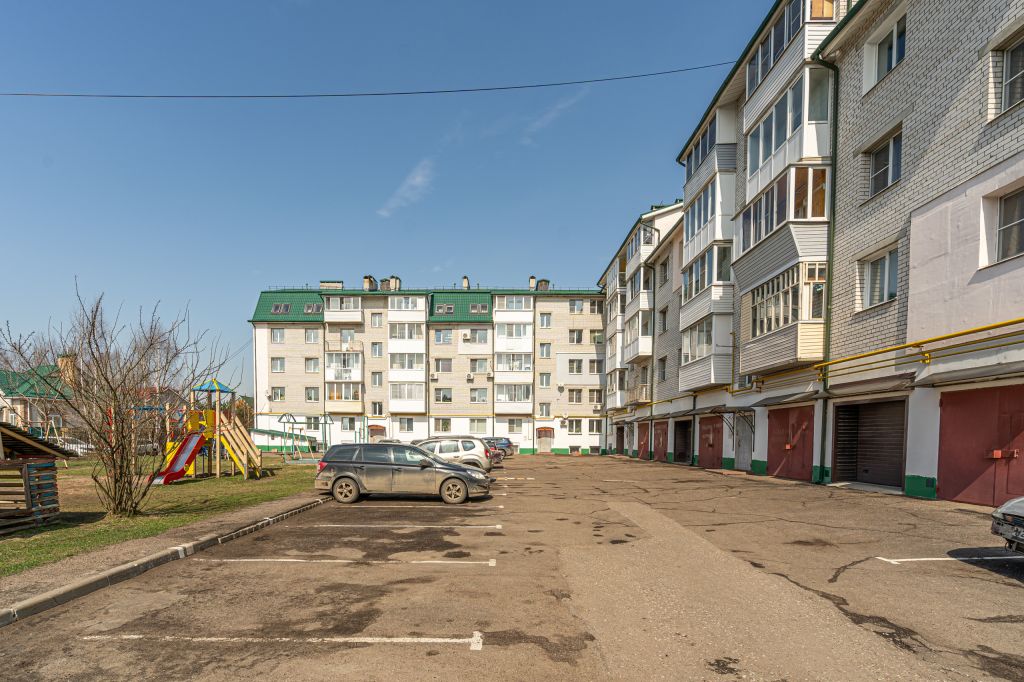 Продажа 2-комнатной квартиры, Ярославль, Красноборская ул,  60