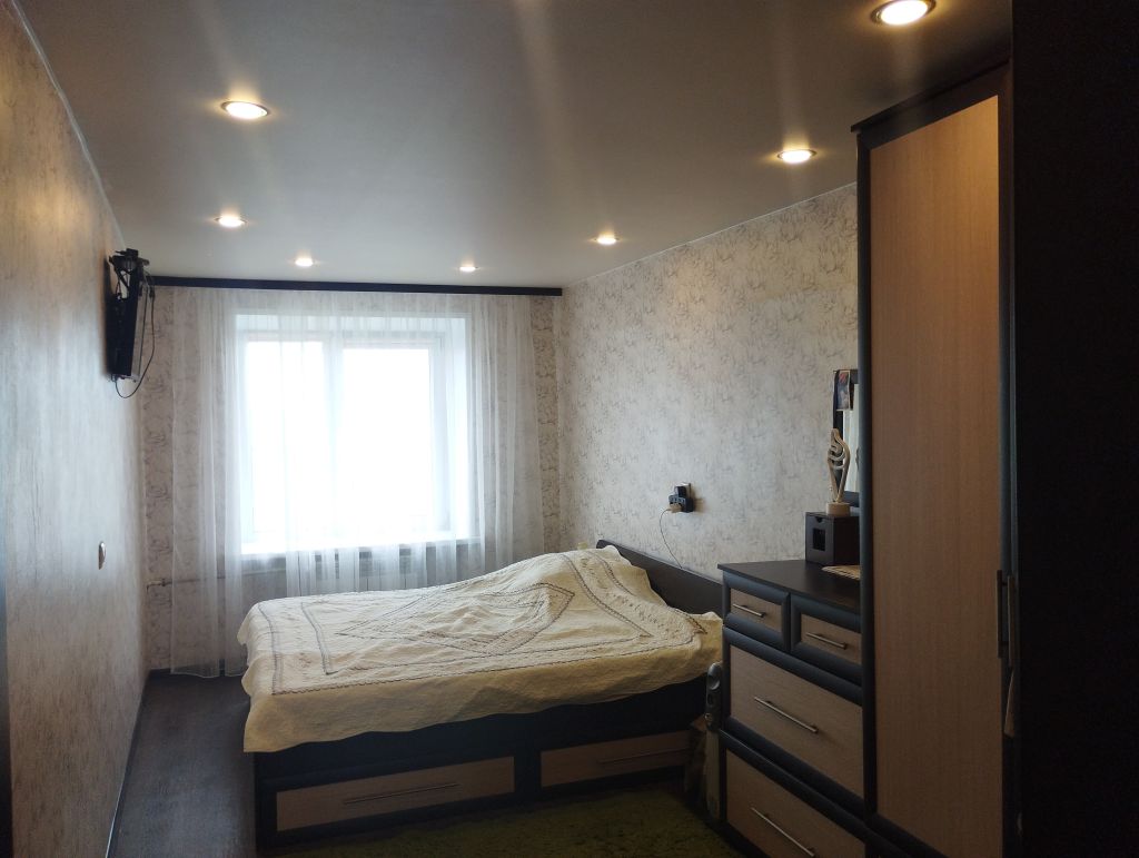 Продажа 3-комнатной квартиры, Дзержинск, Черняховского ул,  50 А