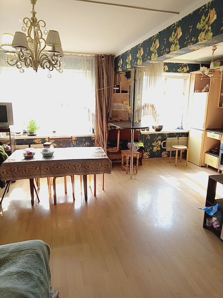 Продажа 3-комнатной квартиры, Новомосковск, Трудовые Резервы ул,  72А